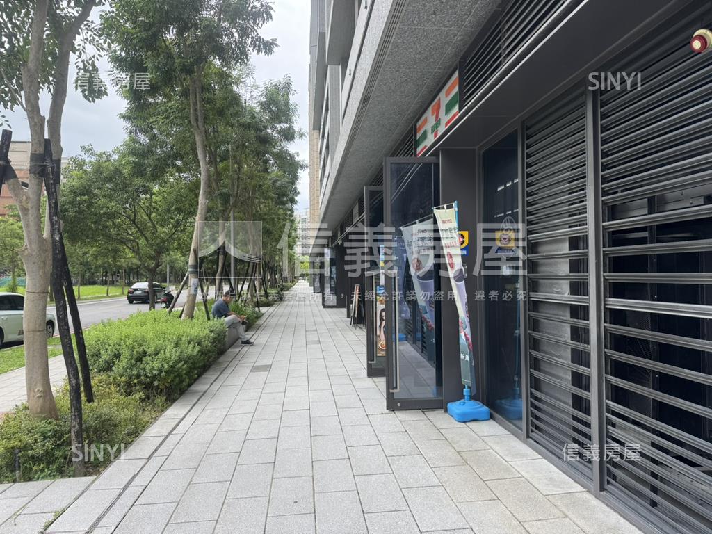 央北面中央新村金店面房屋室內格局與周邊環境