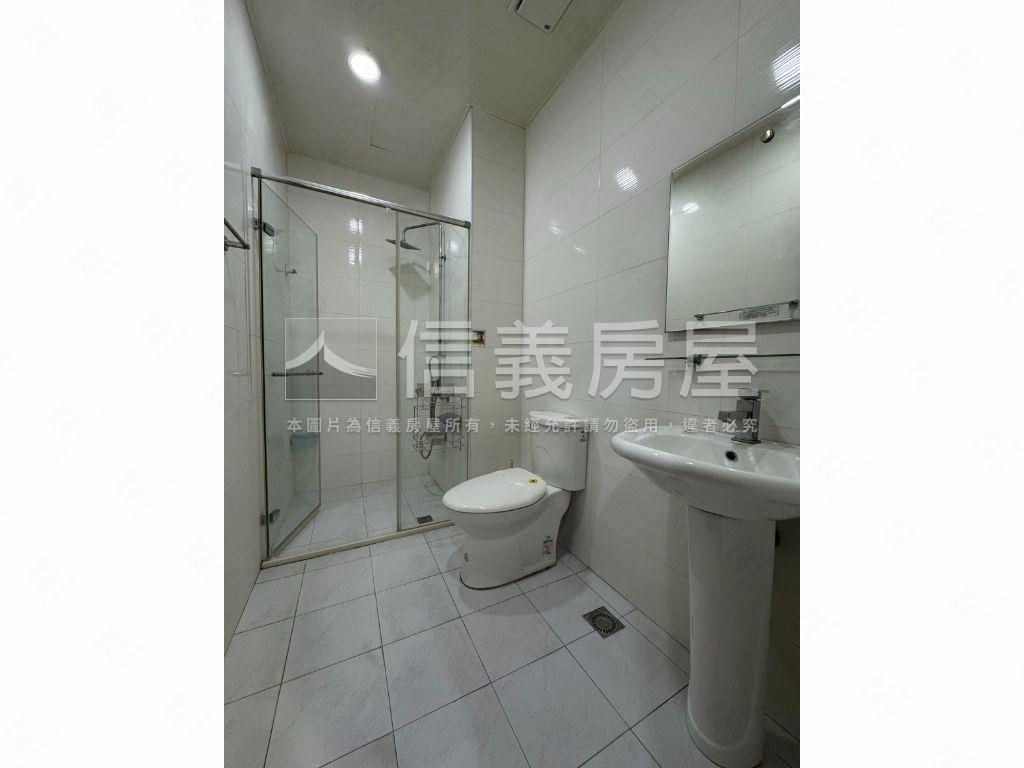 稀有水交社三房雙車位房屋室內格局與周邊環境