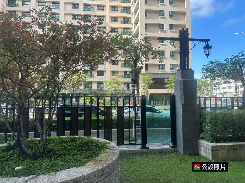 世界真美麗三房雙車位房屋室內格局與周邊環境