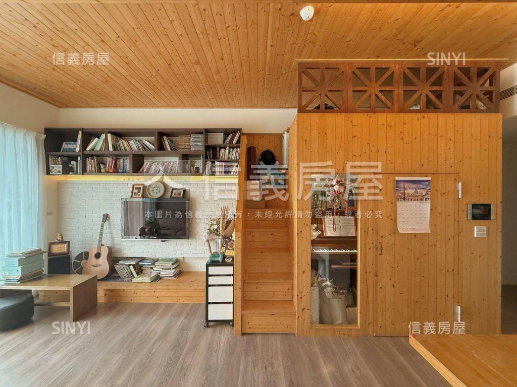 西區朝南視野裝潢三房平車房屋室內格局與周邊環境