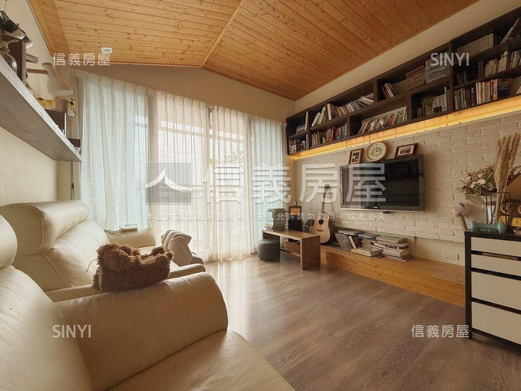 西區朝南視野裝潢三房平車房屋室內格局與周邊環境