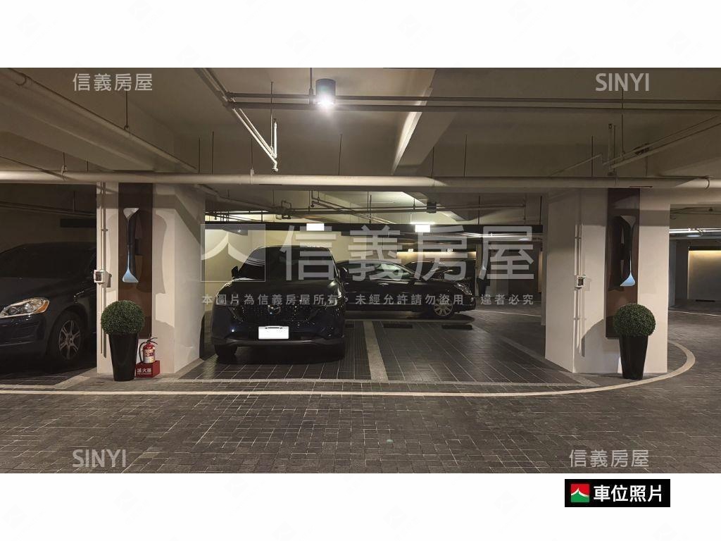 西區朝南視野裝潢三房平車房屋室內格局與周邊環境