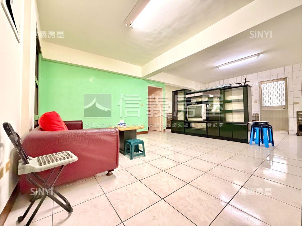 近空校採光三房房屋室內格局與周邊環境