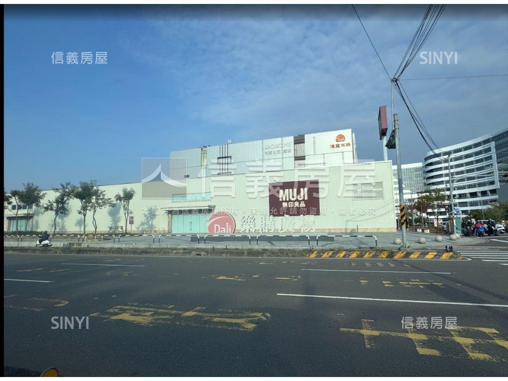 近空校採光三房房屋室內格局與周邊環境