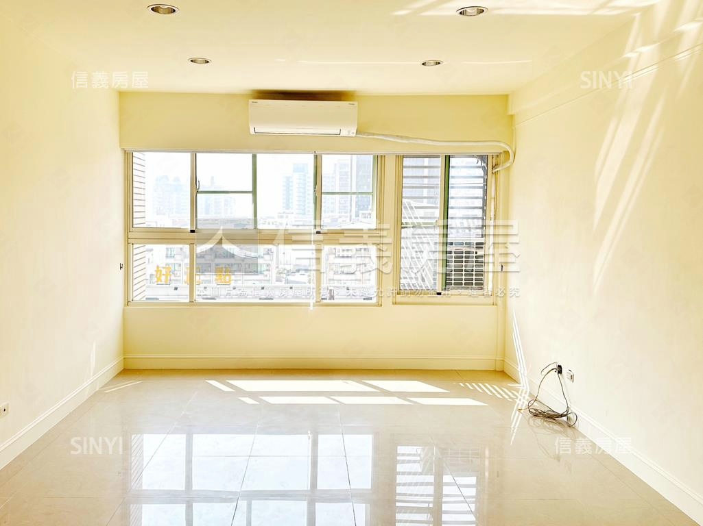 陽光巴里島真陽光三房平車房屋室內格局與周邊環境