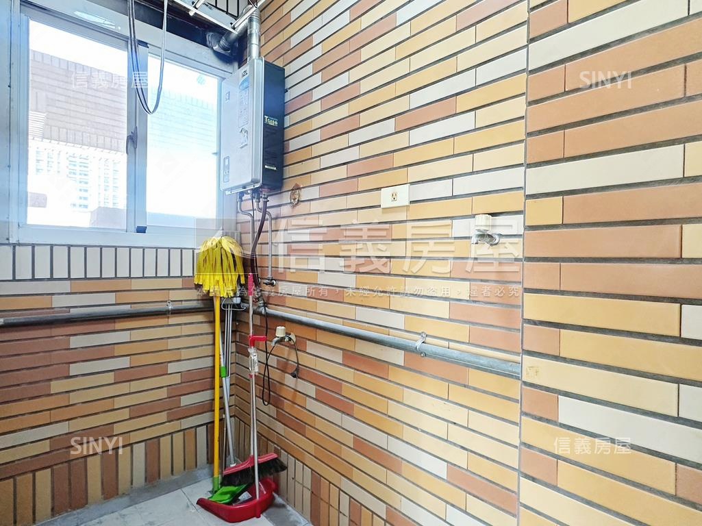 陽光巴里島真陽光三房平車房屋室內格局與周邊環境