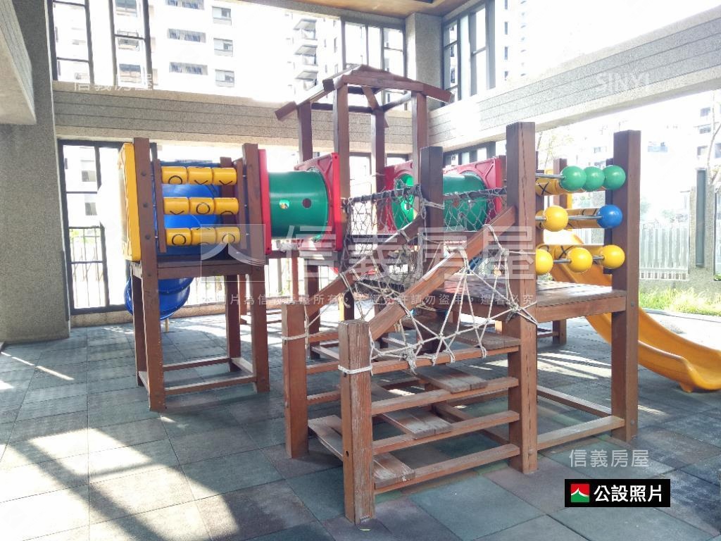 陽光巴里島真陽光三房平車房屋室內格局與周邊環境