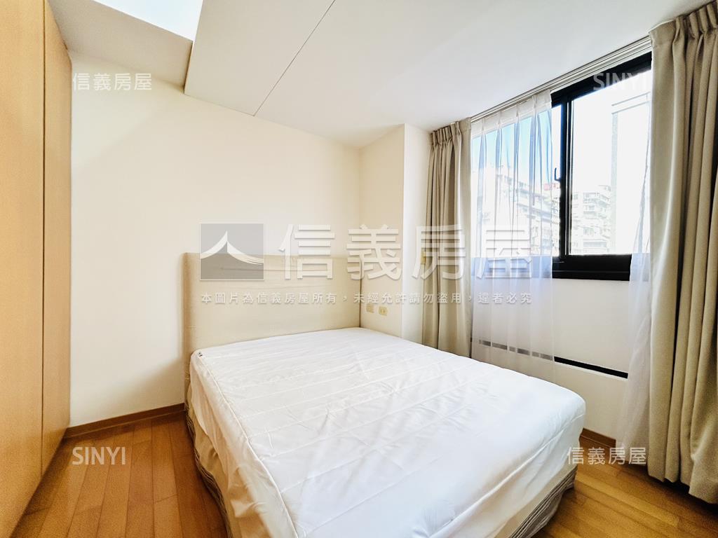 國賓ＳＭＡＲＴ邊間２房房屋室內格局與周邊環境