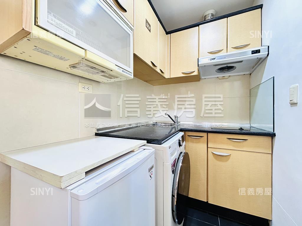 國賓ＳＭＡＲＴ邊間２房房屋室內格局與周邊環境