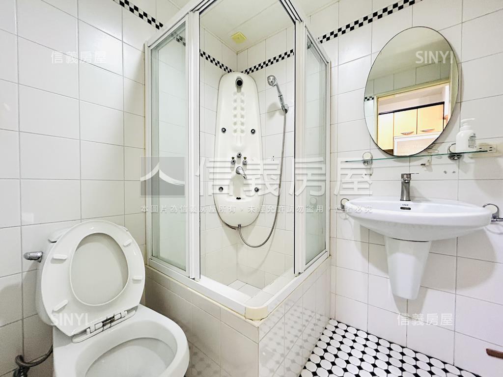 國賓ＳＭＡＲＴ邊間２房房屋室內格局與周邊環境