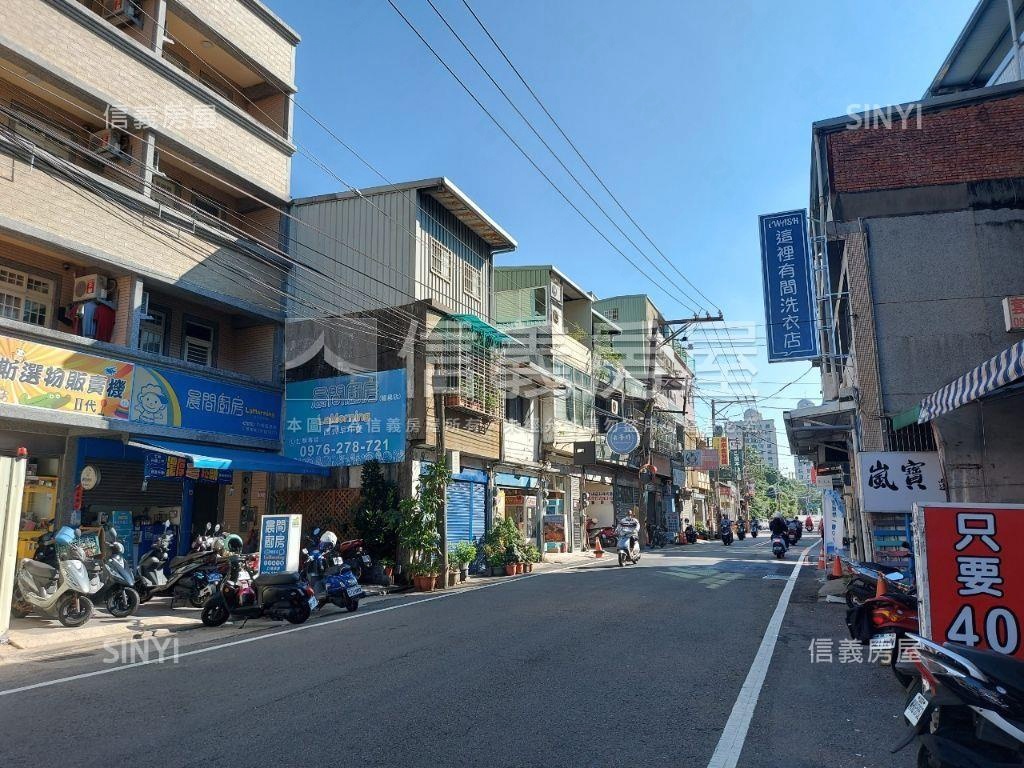 １２米大面寬醒目店面房屋室內格局與周邊環境