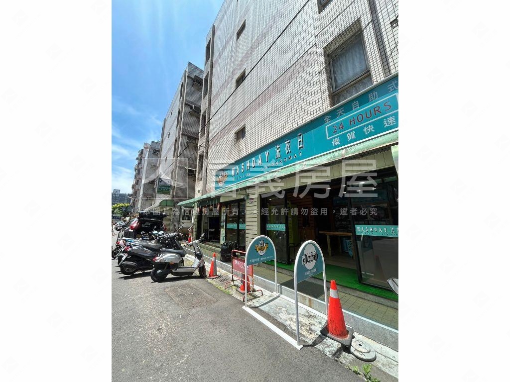 １２米大面寬醒目店面房屋室內格局與周邊環境