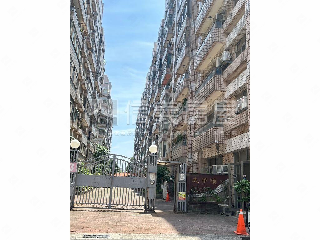 １２米大面寬醒目店面房屋室內格局與周邊環境
