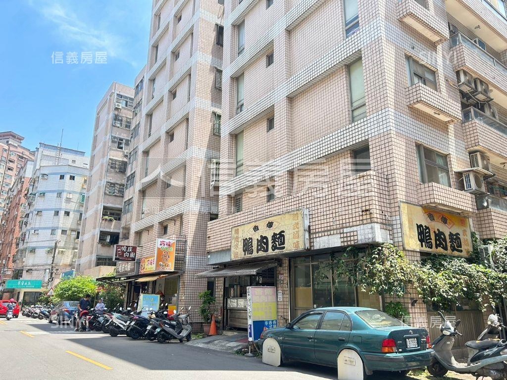 １２米大面寬醒目店面房屋室內格局與周邊環境