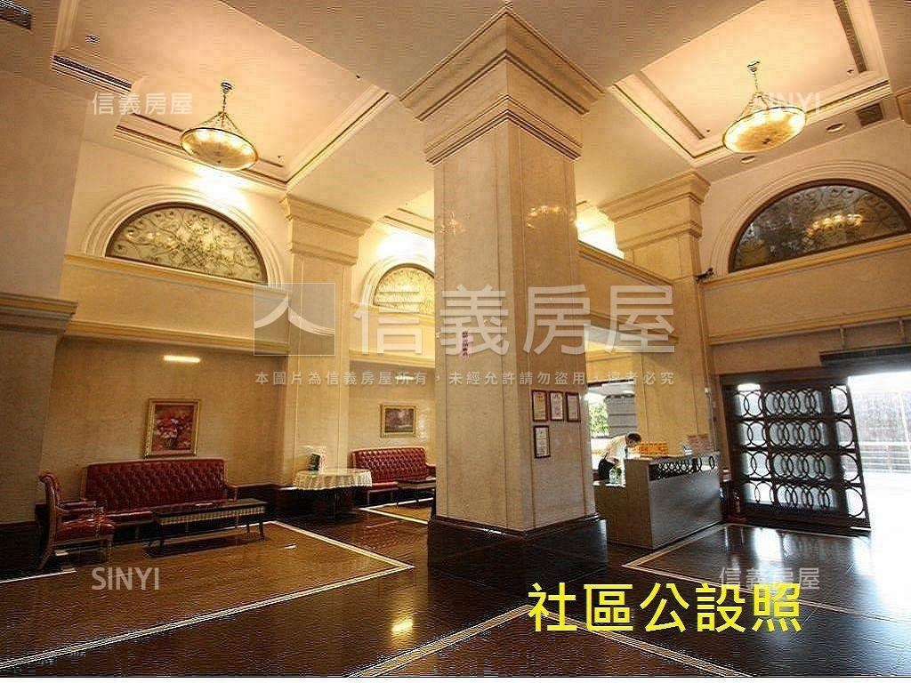 新埔巨蛋景觀四房車位房屋室內格局與周邊環境