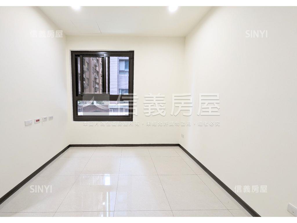 萊茵。稀有近捷運兩房房屋室內格局與周邊環境