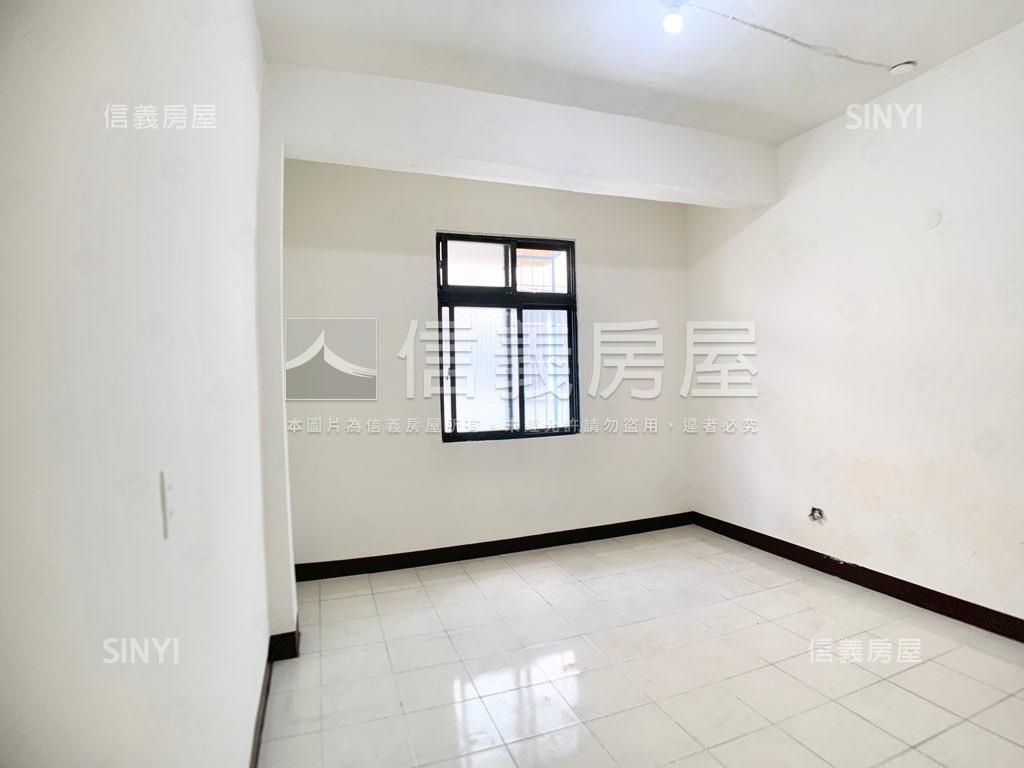家樂福旁～方正公寓房屋室內格局與周邊環境