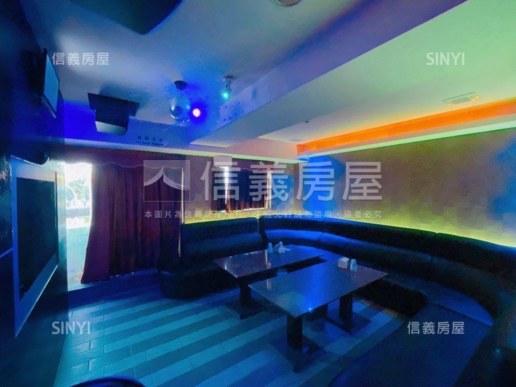 西區柳川整層收租廣三商辦房屋室內格局與周邊環境