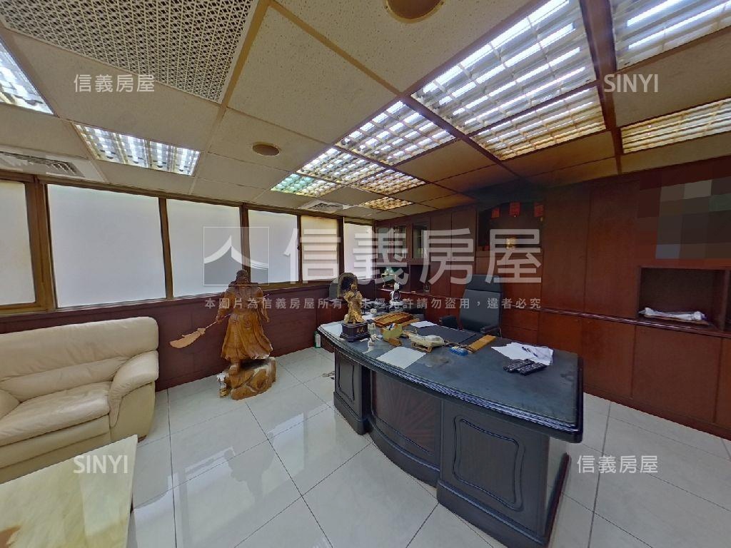 唭哩岸捷運旁辦公華廈房屋室內格局與周邊環境