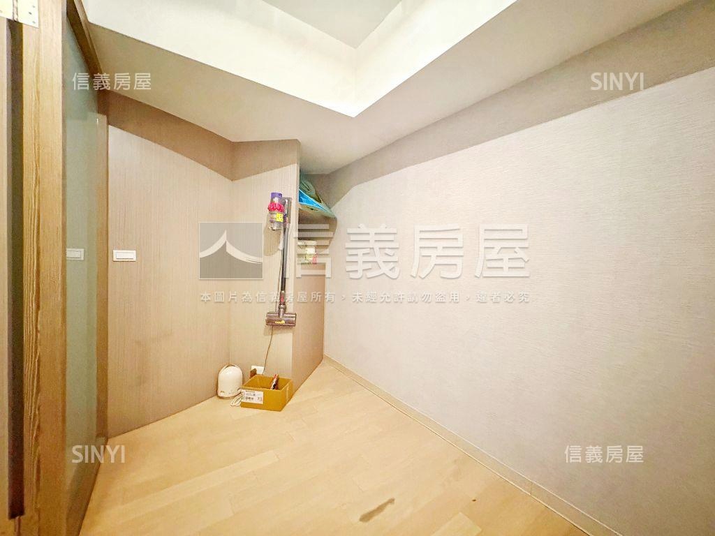 中山北路捷運採光高樓辦住房屋室內格局與周邊環境