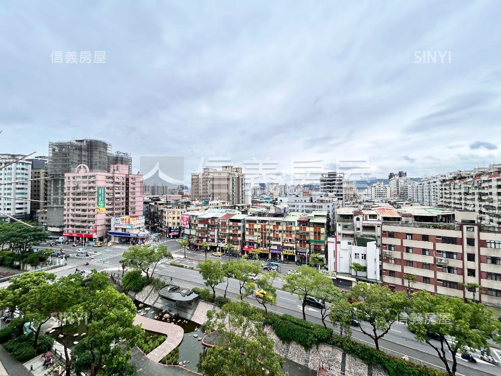 中華景觀次頂樓三房車位房屋室內格局與周邊環境