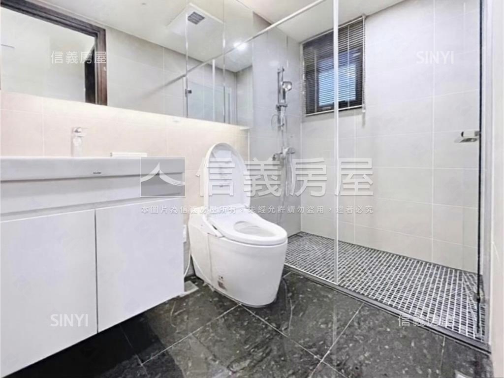 新！文心１號高樓兩房平車房屋室內格局與周邊環境