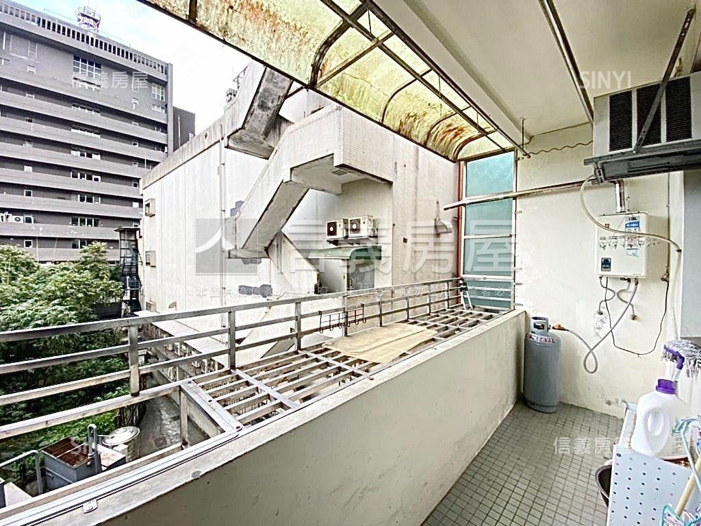 益興家園公所旁稀有三房房屋室內格局與周邊環境