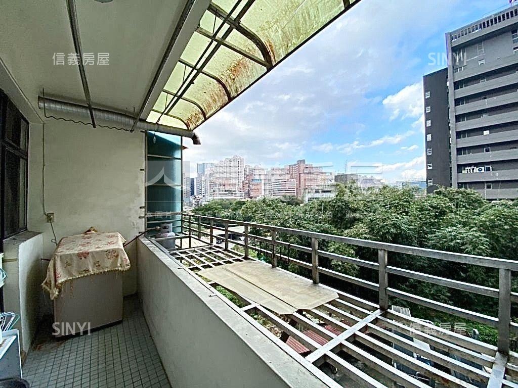 益興家園公所旁稀有三房房屋室內格局與周邊環境