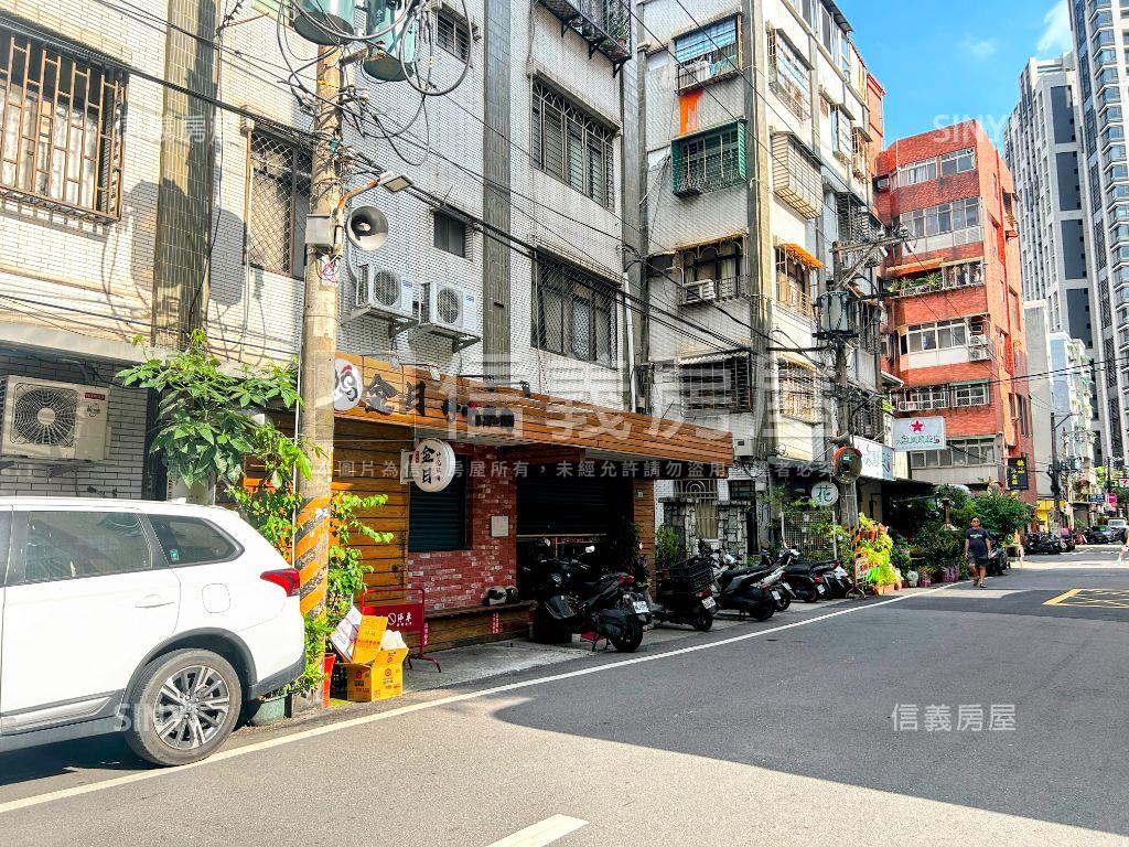 竹圍捷運收租美寓房屋室內格局與周邊環境