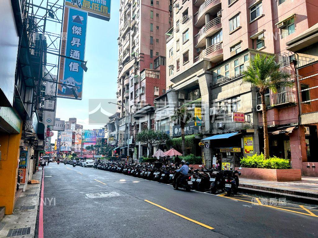 竹圍捷運收租美寓房屋室內格局與周邊環境