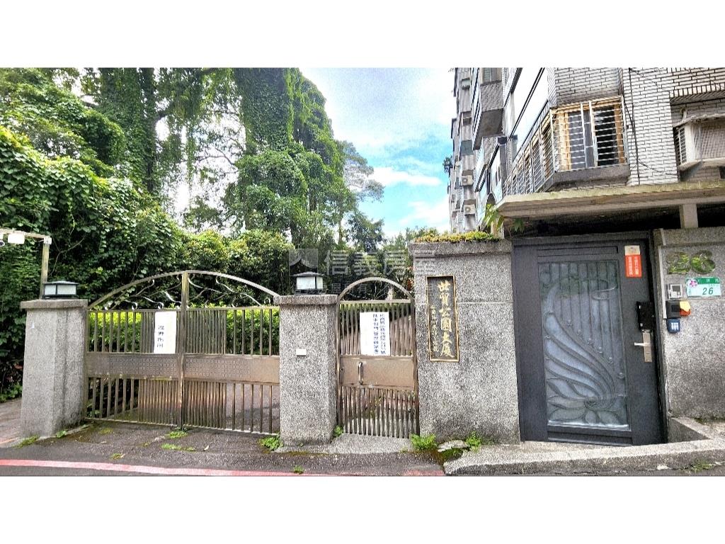 象山捷運邊間電梯三房房屋室內格局與周邊環境