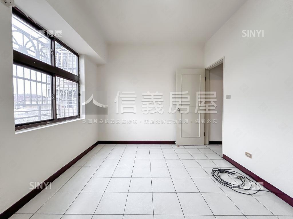 彩虹綠地美景三房房屋室內格局與周邊環境