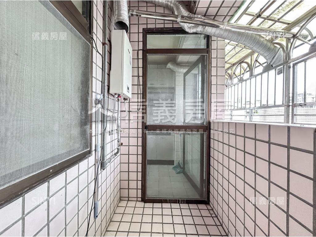 彩虹綠地美景三房房屋室內格局與周邊環境