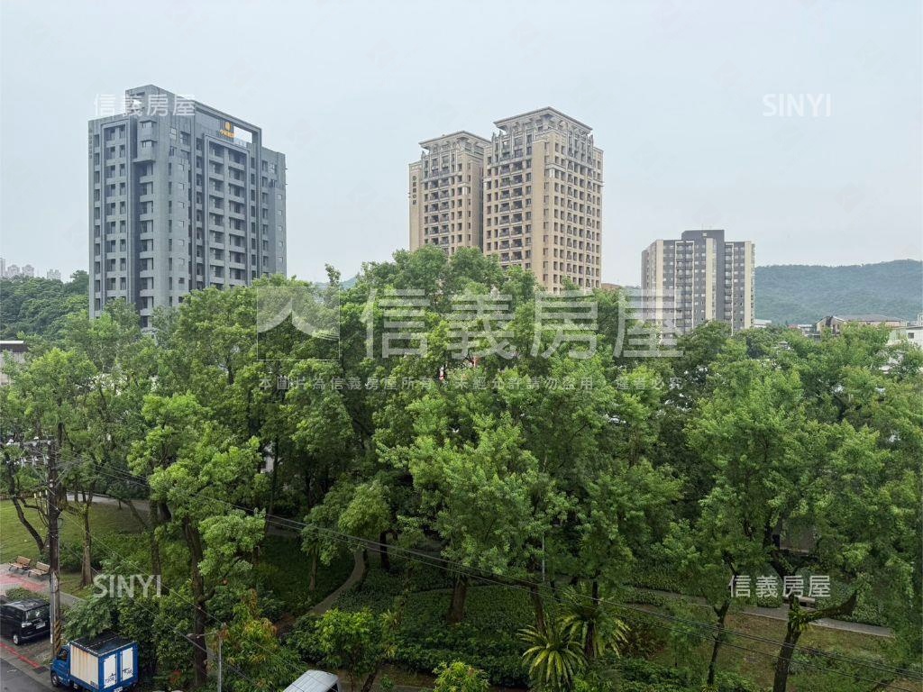 彩虹綠地美景三房房屋室內格局與周邊環境