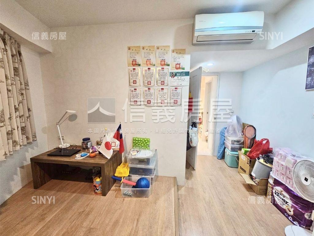 專中正名門邊間三房華廈房屋室內格局與周邊環境