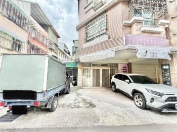 新華北路上顯眼角店住