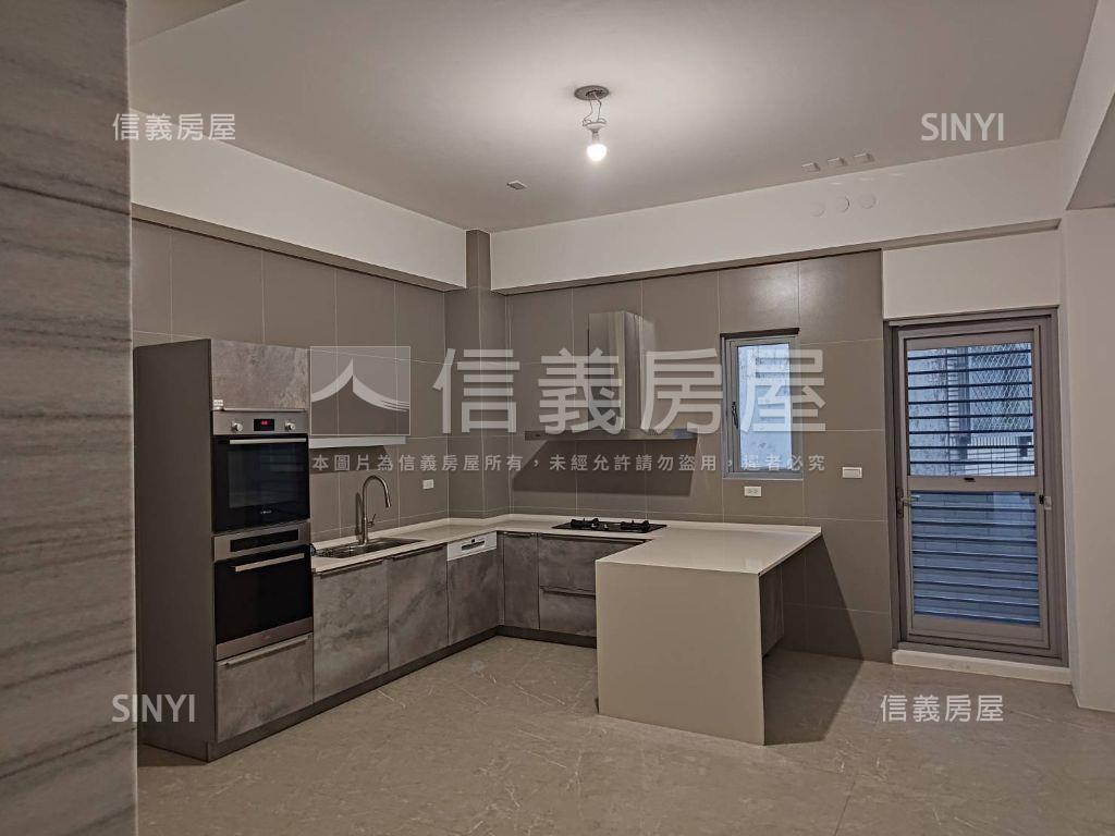 東區｜崇德路稀有全新店面房屋室內格局與周邊環境