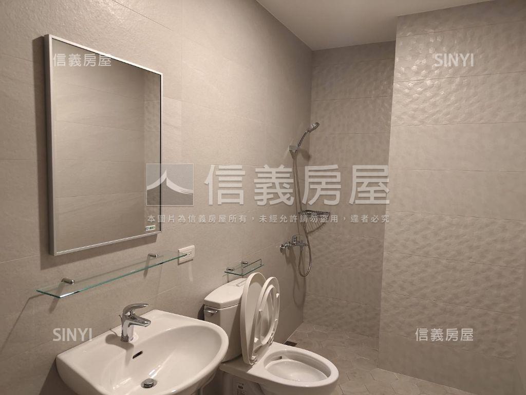 東區｜崇德路稀有全新店面房屋室內格局與周邊環境