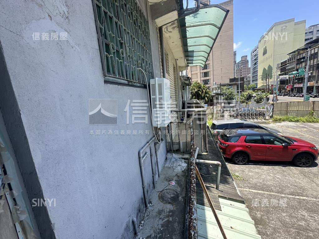 有未來性公寓二樓房屋室內格局與周邊環境
