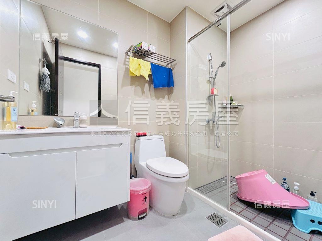 近市區溫馨美三房車位房屋室內格局與周邊環境