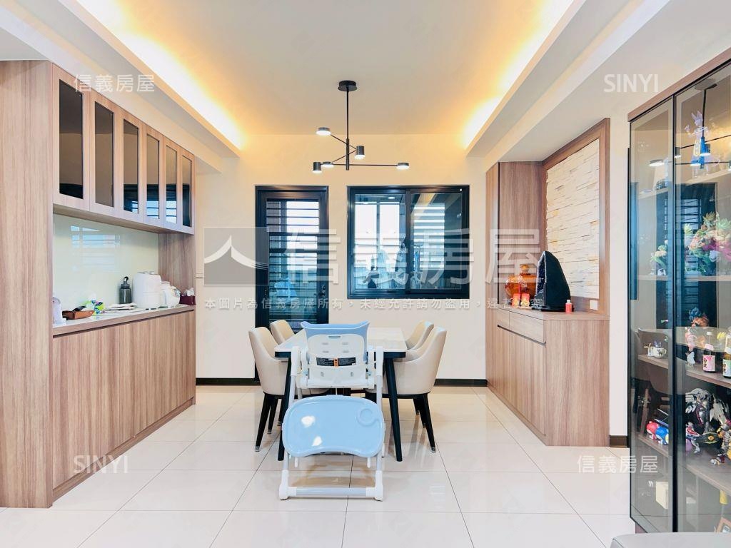 近市區溫馨美三房車位房屋室內格局與周邊環境