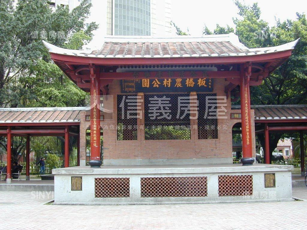 雙江翠露臺戶兩房車位房屋室內格局與周邊環境