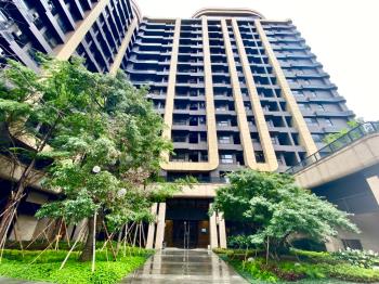 雙江翠露臺戶兩房車位