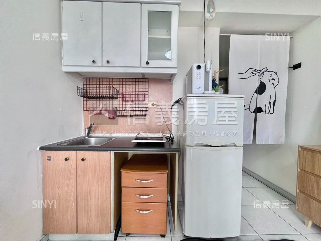 喜連來套房＋車位房屋室內格局與周邊環境