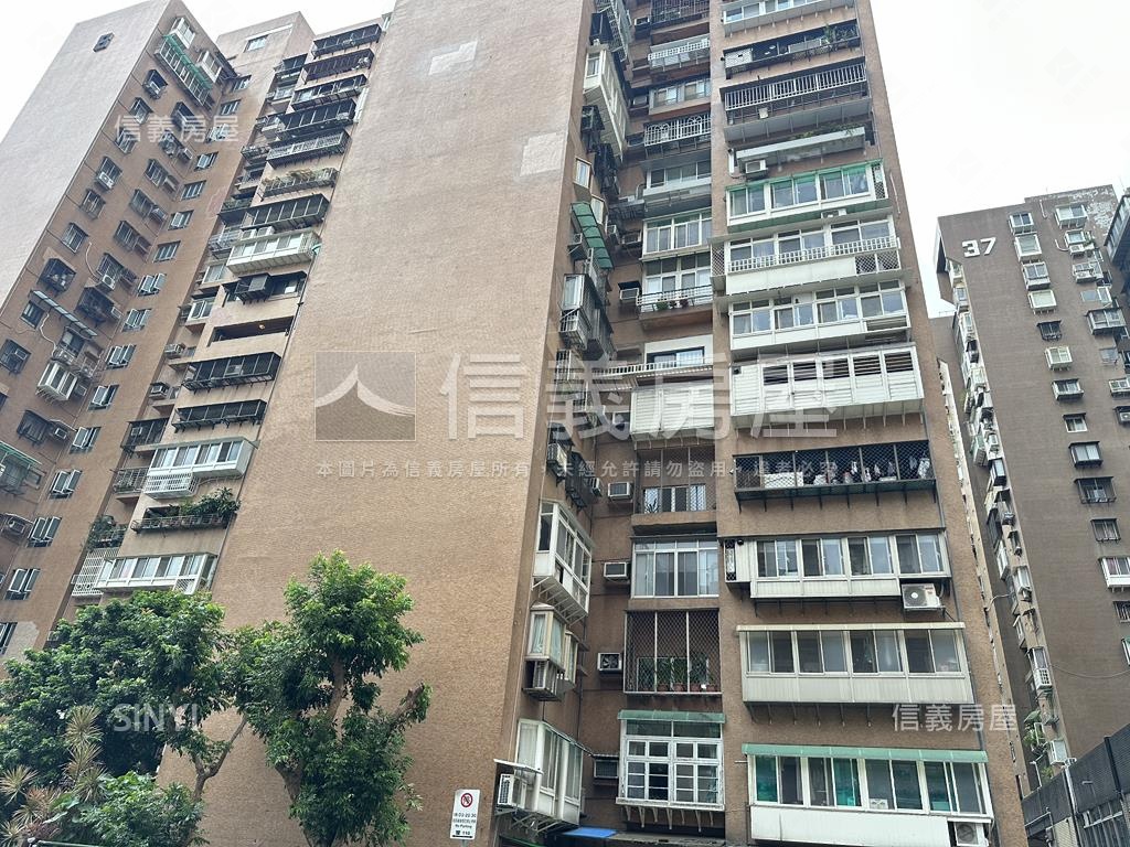 成功國宅遠景三房房屋室內格局與周邊環境