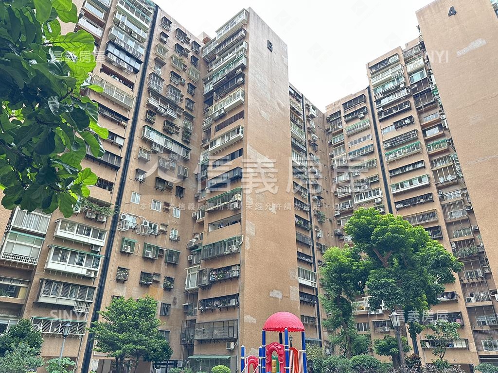 成功國宅遠景三房房屋室內格局與周邊環境