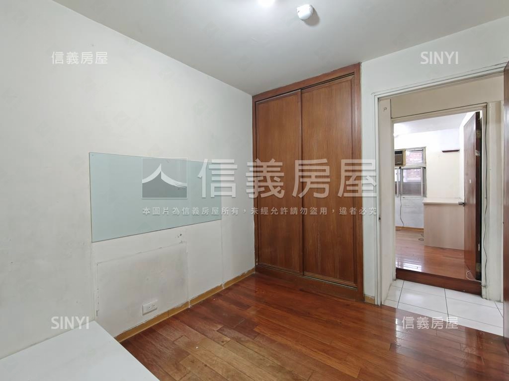 科技捷運傳家三房房屋室內格局與周邊環境