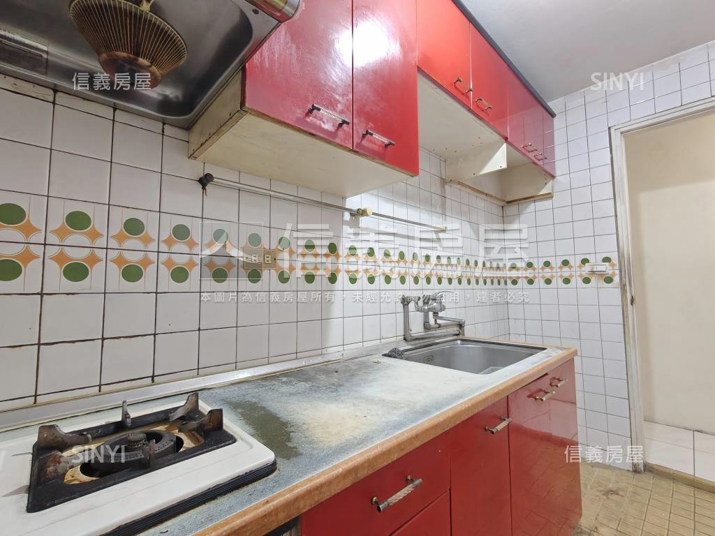 科技捷運傳家三房房屋室內格局與周邊環境