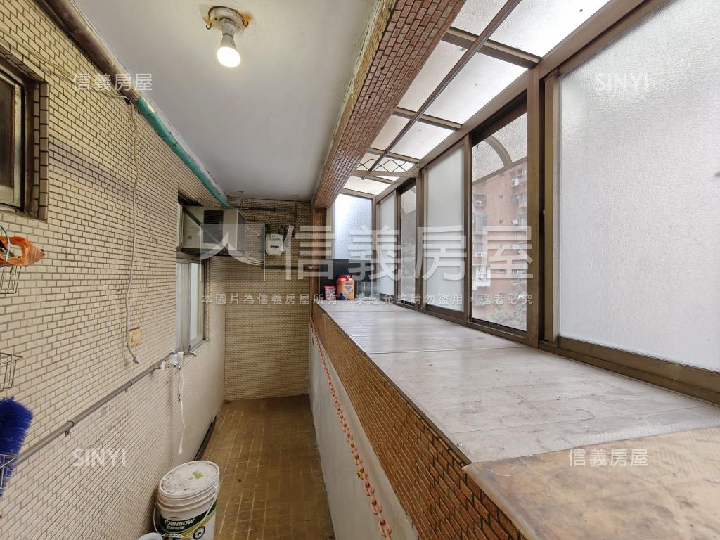 科技捷運傳家三房房屋室內格局與周邊環境