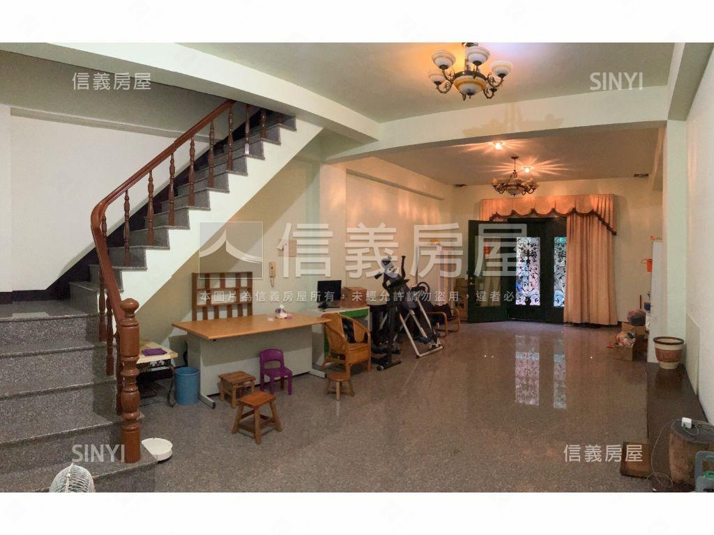 海佃熱鬧商圈旁美麗透天房屋室內格局與周邊環境